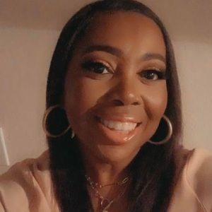 Meet your Posher, Sharilyn